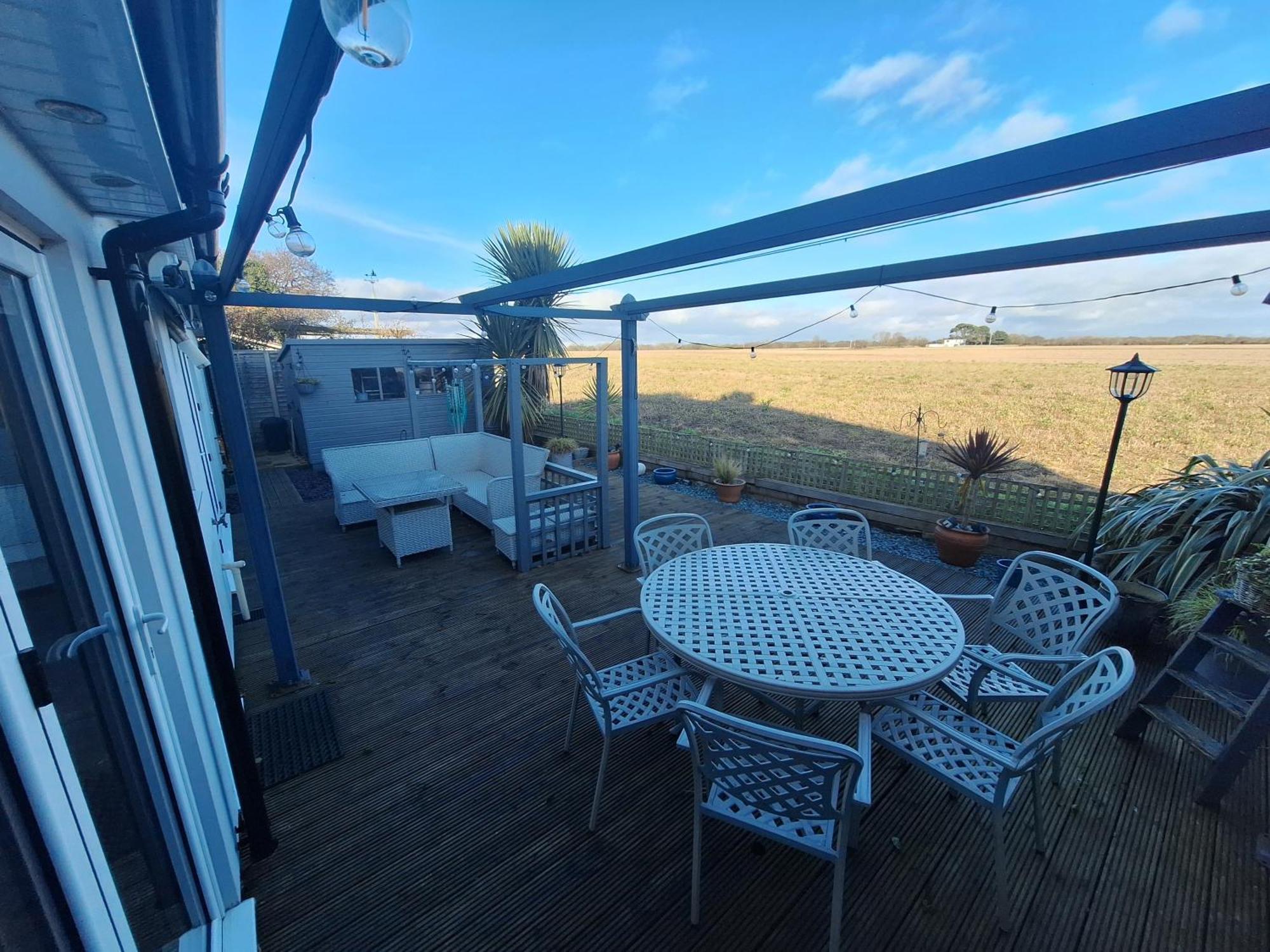 By The Sea, Home From Home Sleeps 6 Milford on Sea Zewnętrze zdjęcie